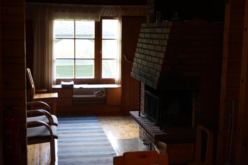 Puustellin Tyoekylae Laukaa Kamer foto